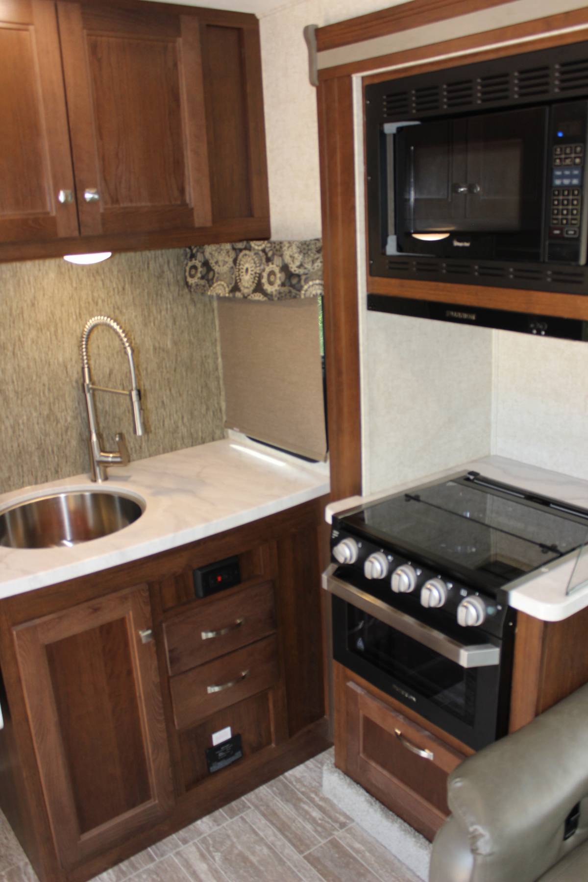 Photo 23 - 2018 Forest River Class C Motorhome rental photo 25