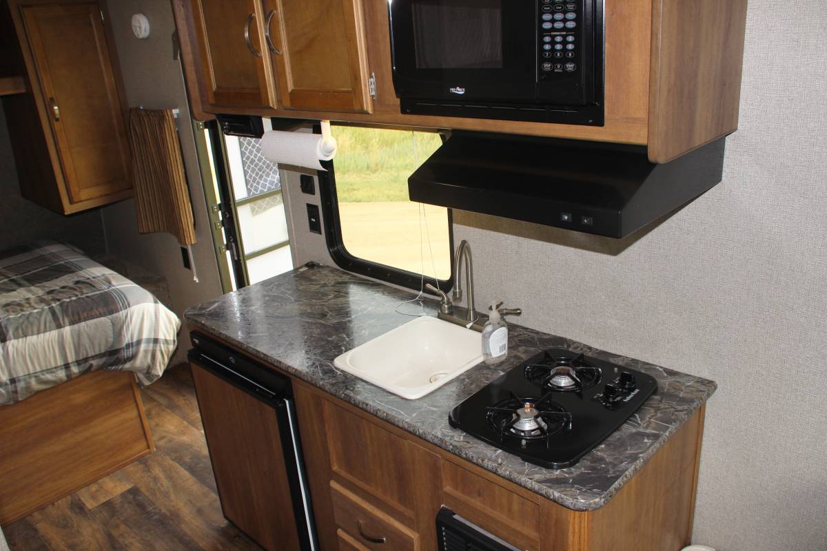 Photo 4 - 2017 Keystone Travel Trailer rental photo 6