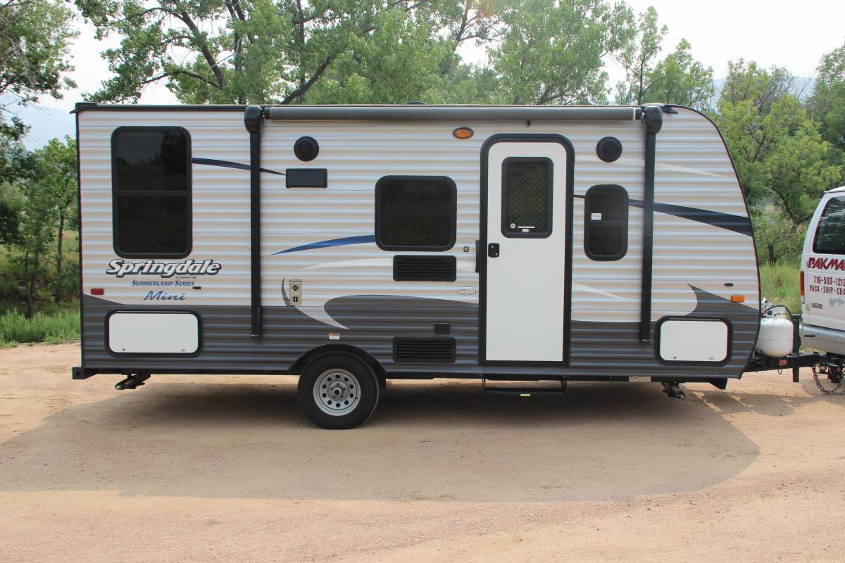 Photo 10 - 2017 Keystone Travel Trailer rental photo 12