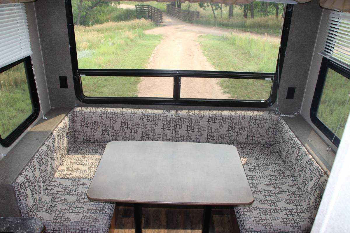 Photo 13 - 2017 Keystone Travel Trailer rental photo 15