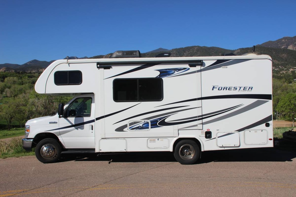 Photo 4 - 2020 Forest River Class C Motorhome rental photo 6