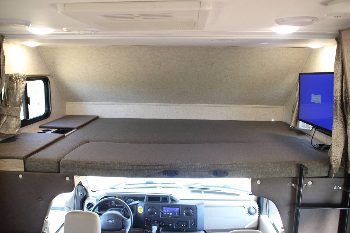 Photo 19 - 2020 Forest River Class C Motorhome rental photo 21