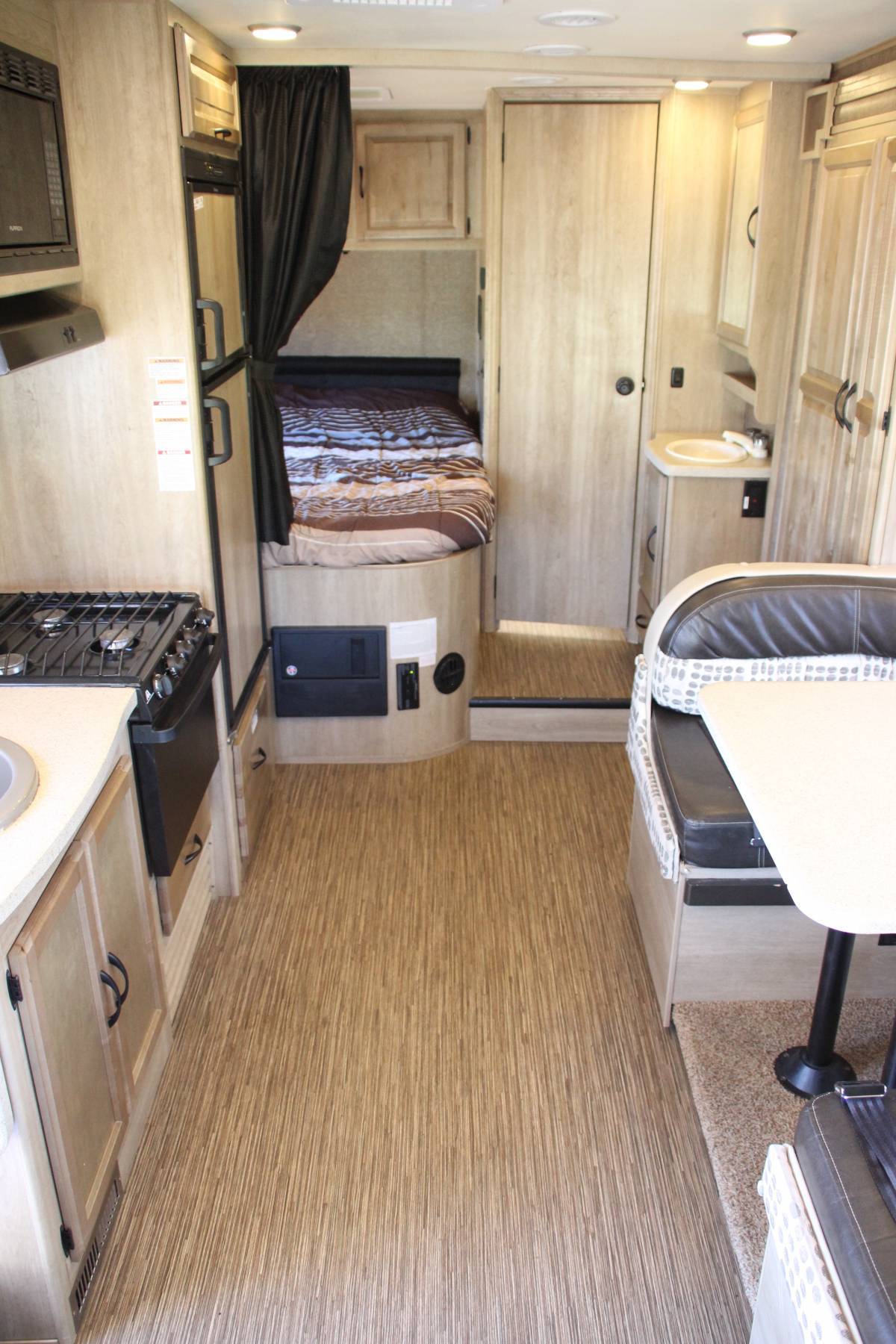 Photo 24 - 2016 Coachmen Class B Motorhome rental photo 26