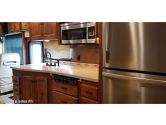 Photo 6 - 2014 Tiffin Motorhomes Class A Motorhome rental photo 8
