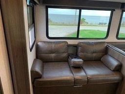Photo 2 thumbnail 8