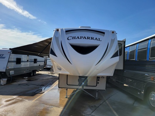 2017 Coachmen Chaparral 390QSMB Fifth Wheel for rent in Cumby, TX