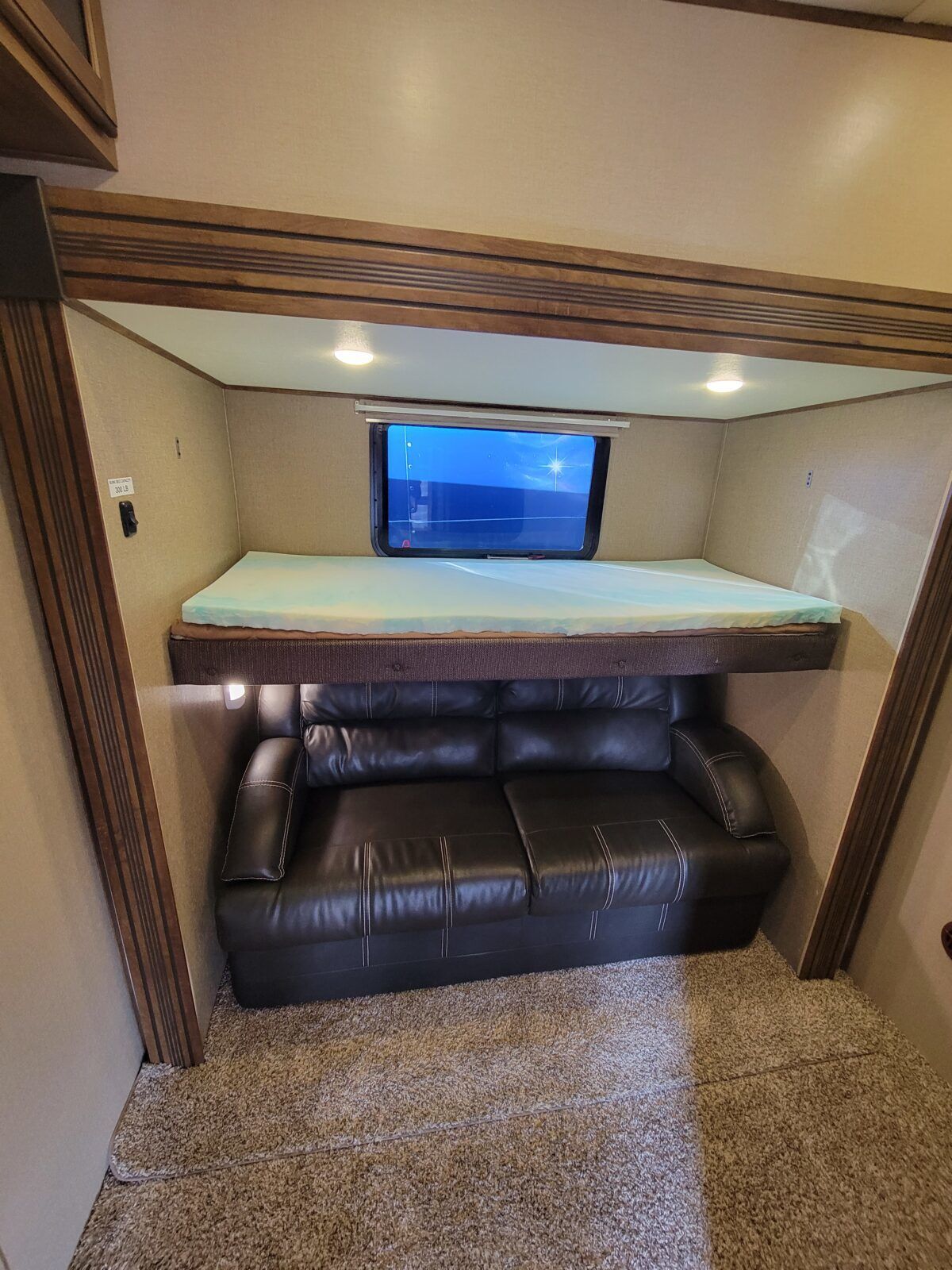 Photo 14 - 2017 Coachmen Fifth Wheel rental photo 16