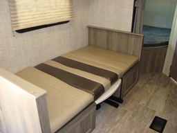 Photo 8 thumbnail 10