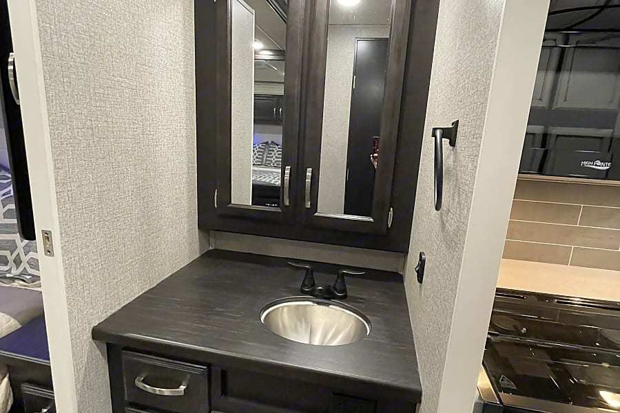 Photo 11 - 2020 Jayco Class C Motorhome rental photo 13