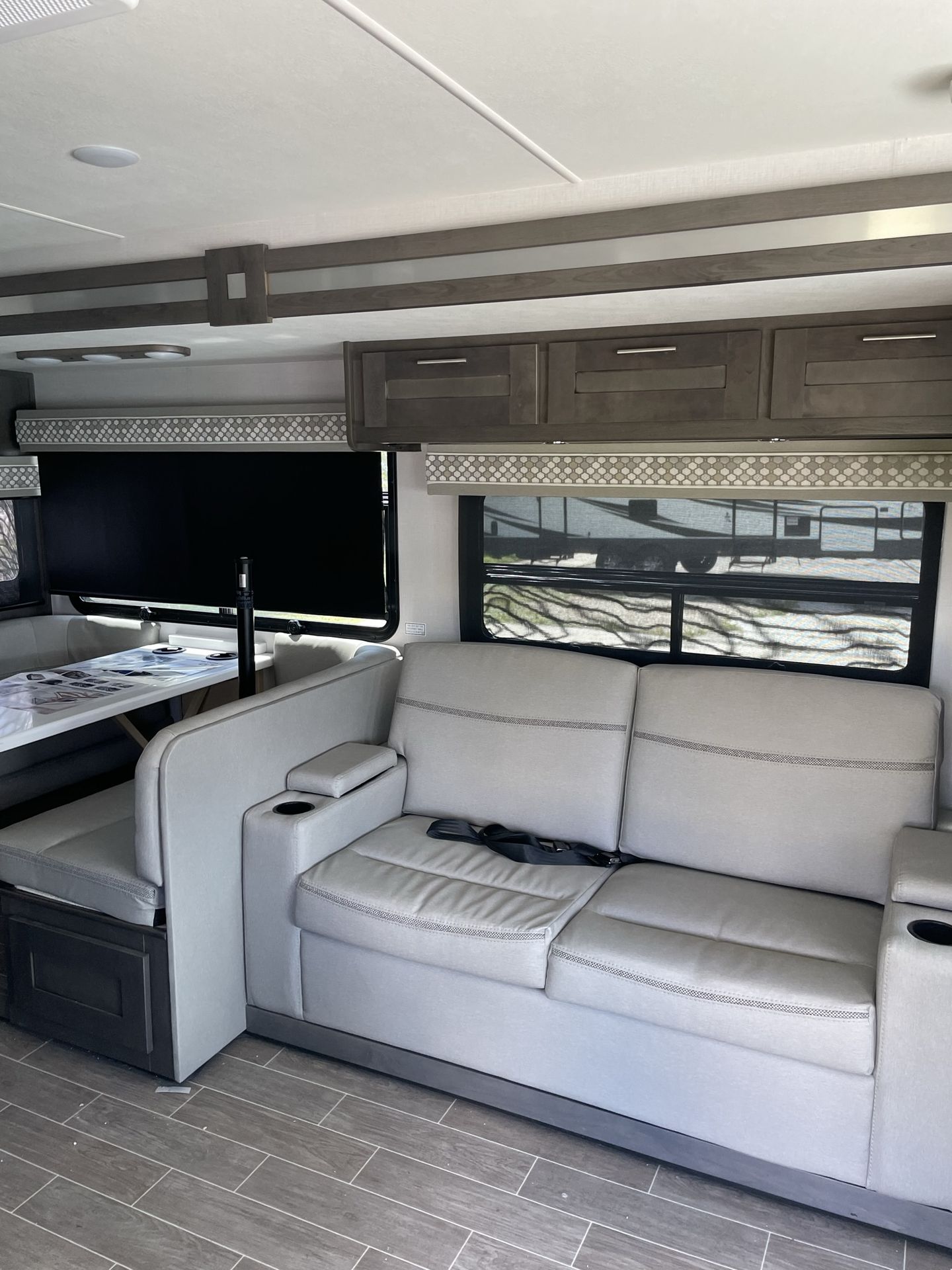 Photo 10 - 2022 Forest River Class A Motorhome rental photo 12