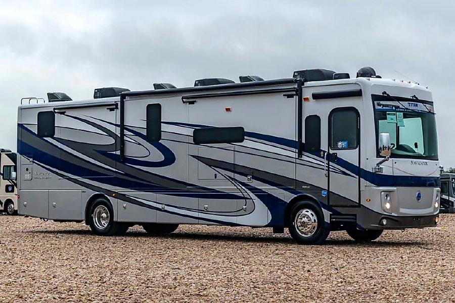 Photo 23 - 2022 Holiday  Rambler Class A Motorhome rental photo 25