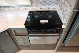 Photo 20 thumbnail 22