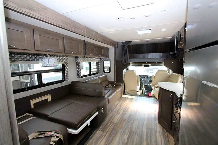 Photo 39 - 2022 Nexus Class C Motorhome rental photo 41