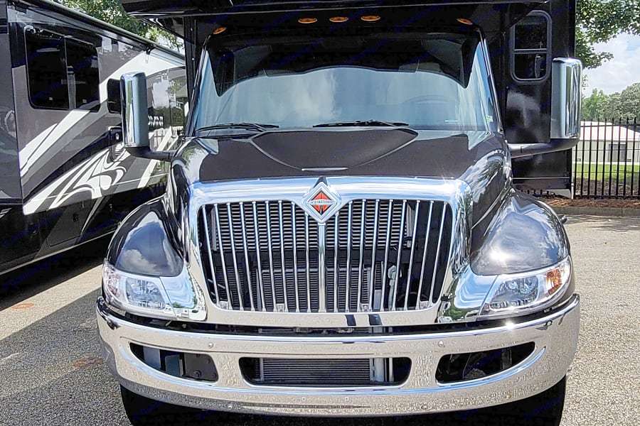 Photo 44 - 2022 Nexus Class C Motorhome rental photo 46