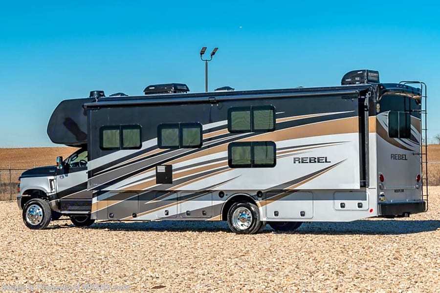 Photo 42 - 2021 Nexus Class C Motorhome rental photo 44