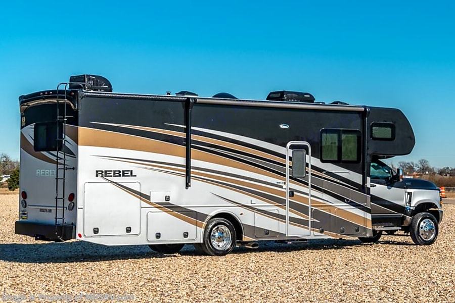 Photo 43 - 2021 Nexus Class C Motorhome rental photo 45