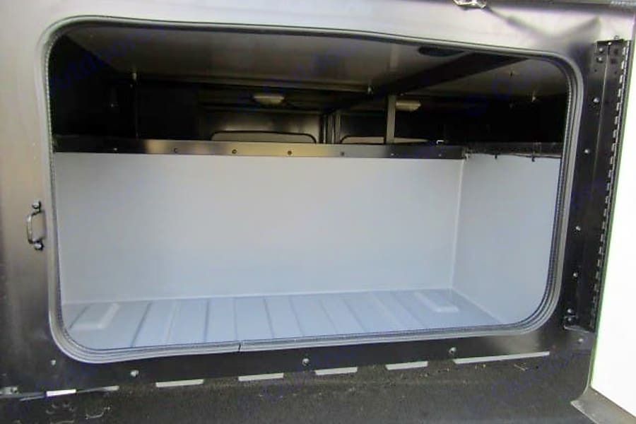 Photo 5 - 2022 Fleetwood Class A Motorhome rental photo 7