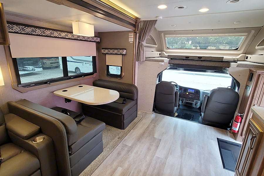 Photo 22 - 2021 Jayco Class C Motorhome rental photo 24