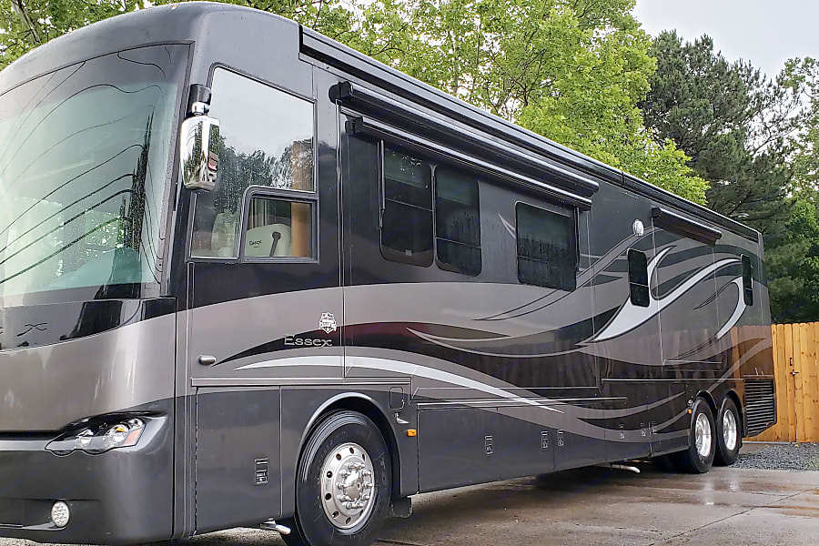 Photo 28 - 2021 Newmar Class A Motorhome rental photo 30