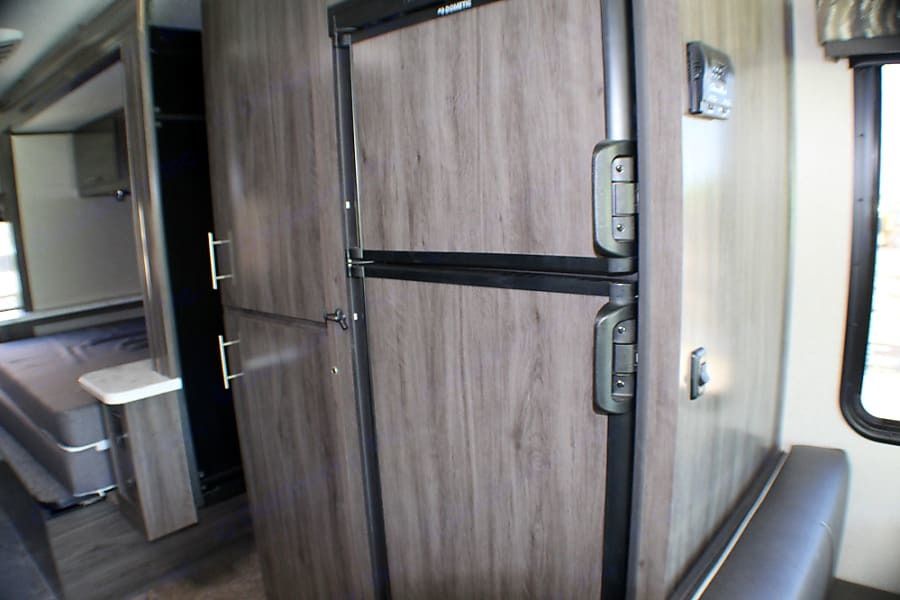 Photo 5 - 2018 Holiday  Rambler Class A Motorhome rental photo 7