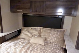 Photo 7 thumbnail 9