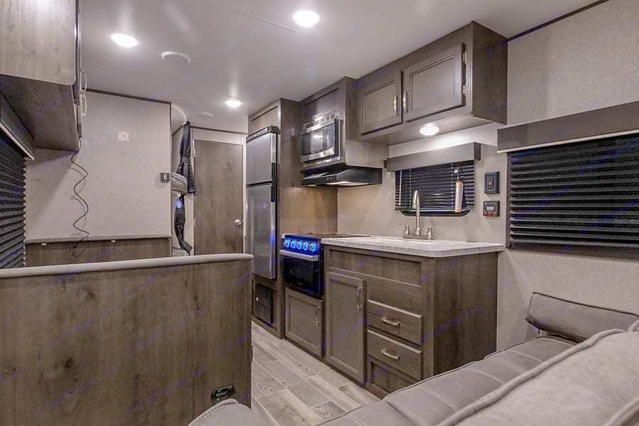 Photo 13 - 2020 Jayco Travel Trailer rental photo 15