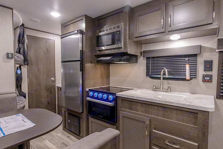 Photo 15 - 2020 Jayco Travel Trailer rental photo 17