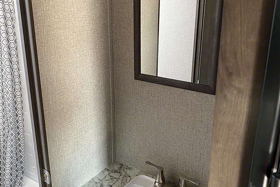 Photo 40 - 2020 Jayco Travel Trailer rental photo 42