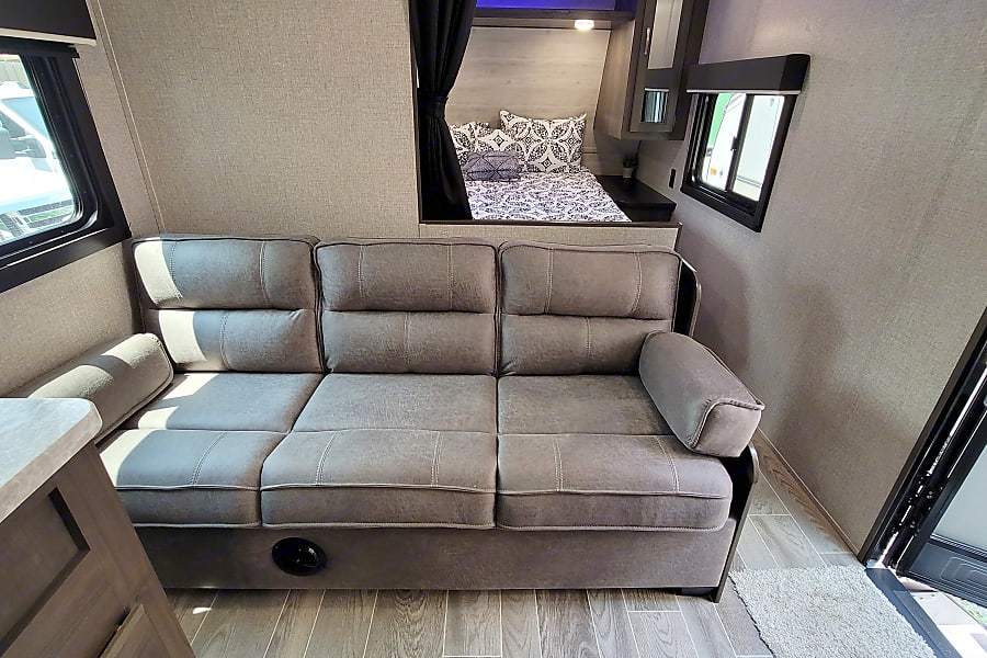 Photo 42 - 2020 Jayco Travel Trailer rental photo 44
