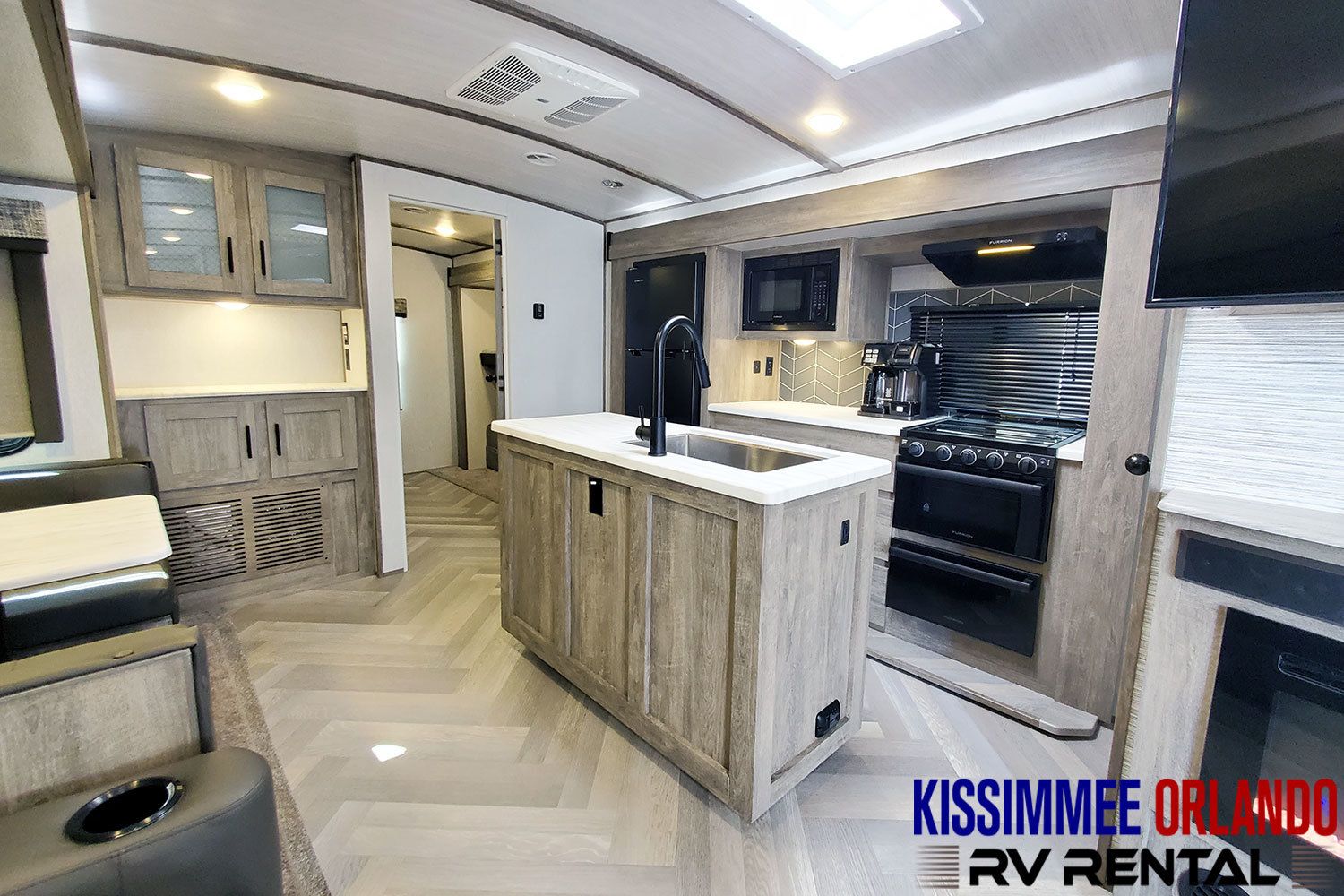 Photo 3 - 2022 Salem Travel Trailer rental photo 5
