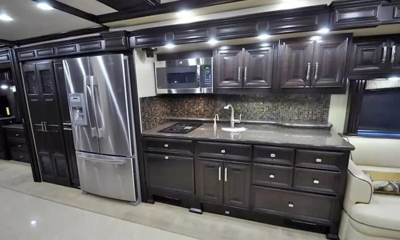 Photo 0 - 2020 American Coach Class A Motorhome rental photo 6