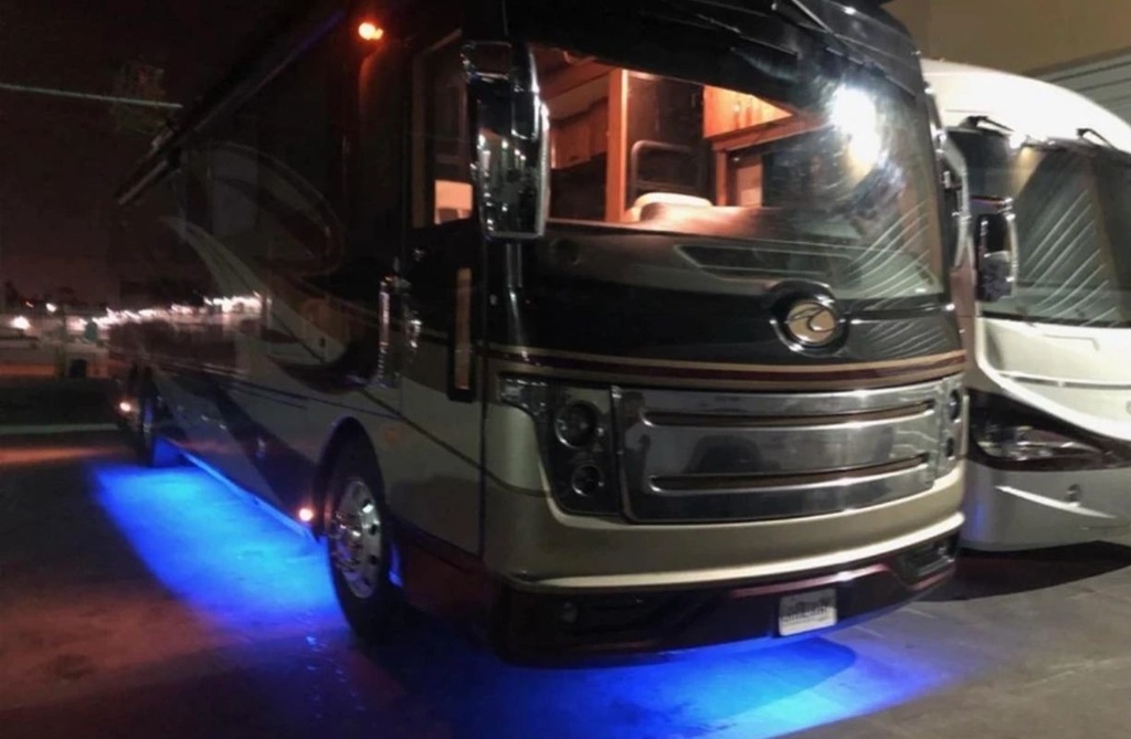 Photo 1 - 2018 American Coach Class A Motorhome rental photo 3