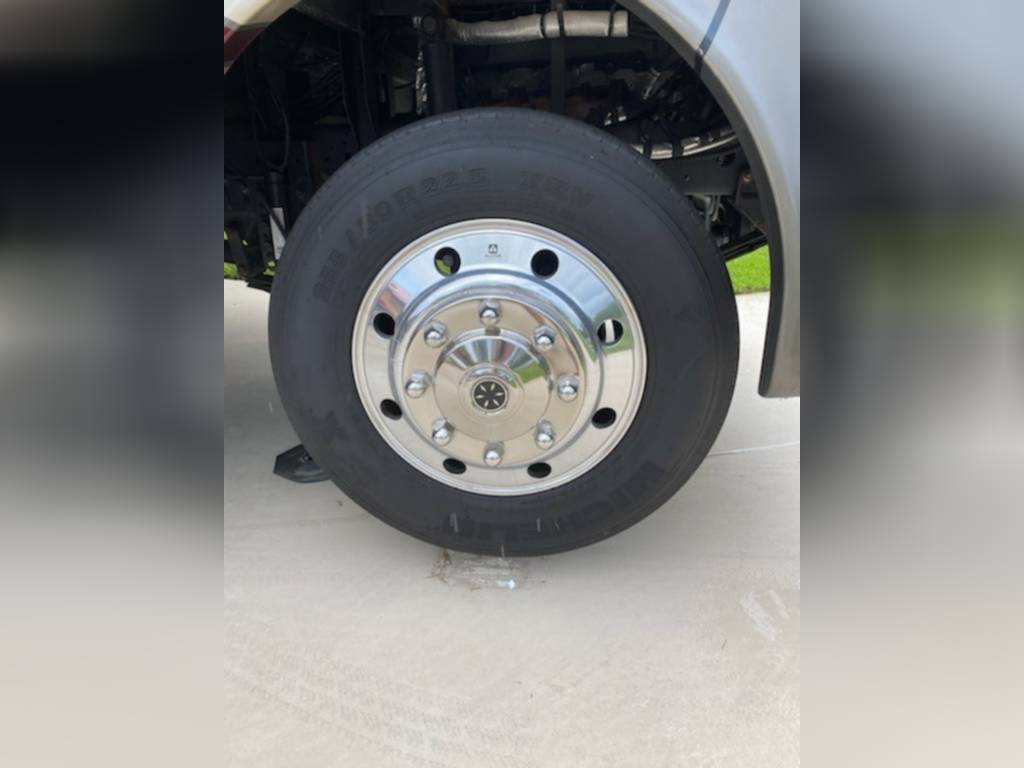 Photo 4 - 2020 Jayco Class A Motorhome rental photo 24