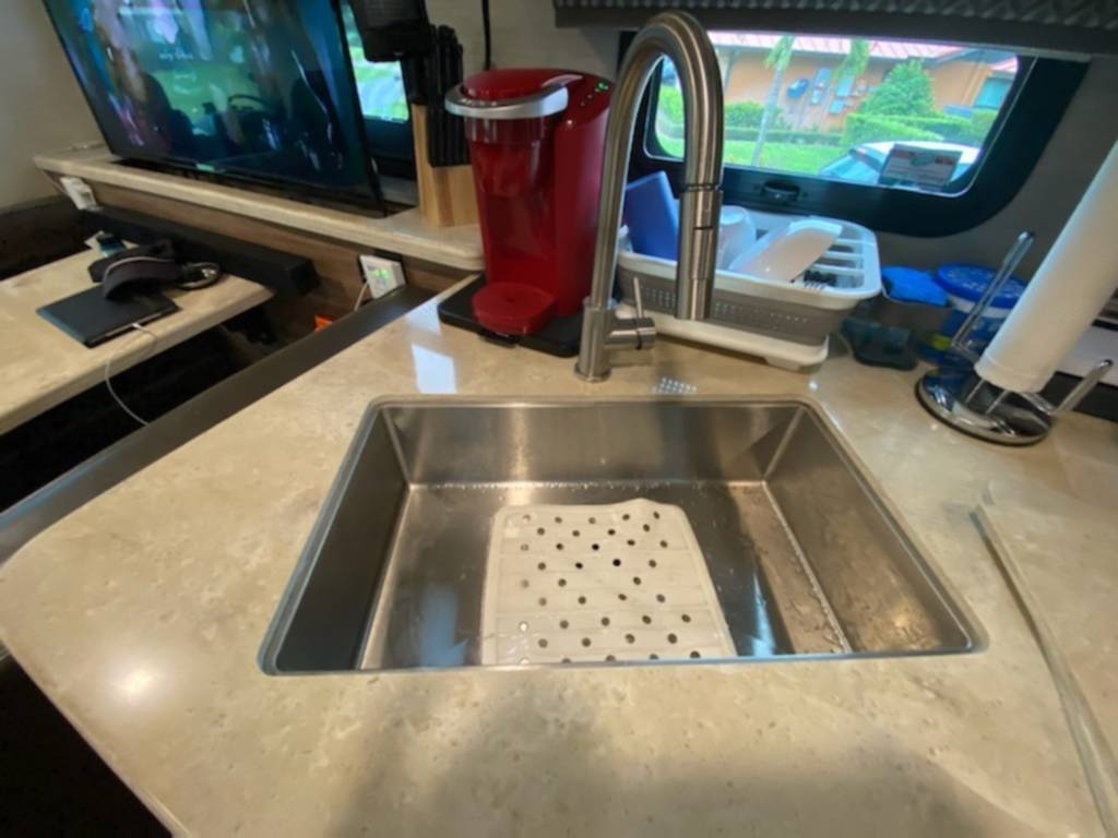 Photo 4 - 2020 Jayco Class A Motorhome rental photo 25