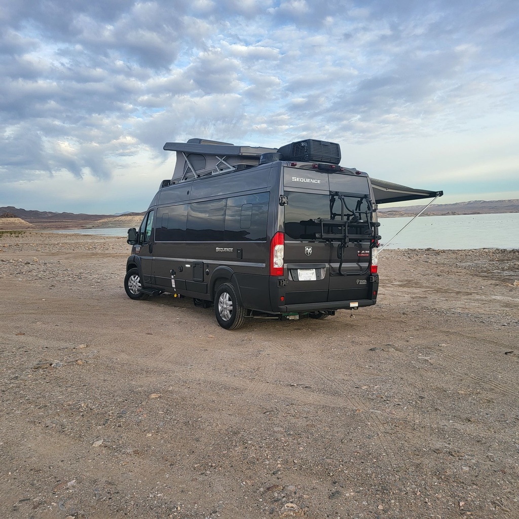 Photo 20 - 2022 Thor Motor Coach Class B Motorhome rental photo 22