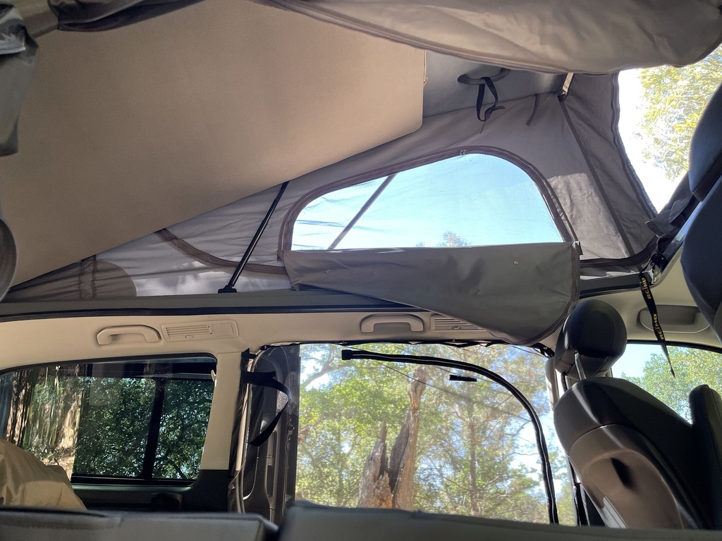 Photo 5 - 2019 Mercedes-Benz Other rental photo 7