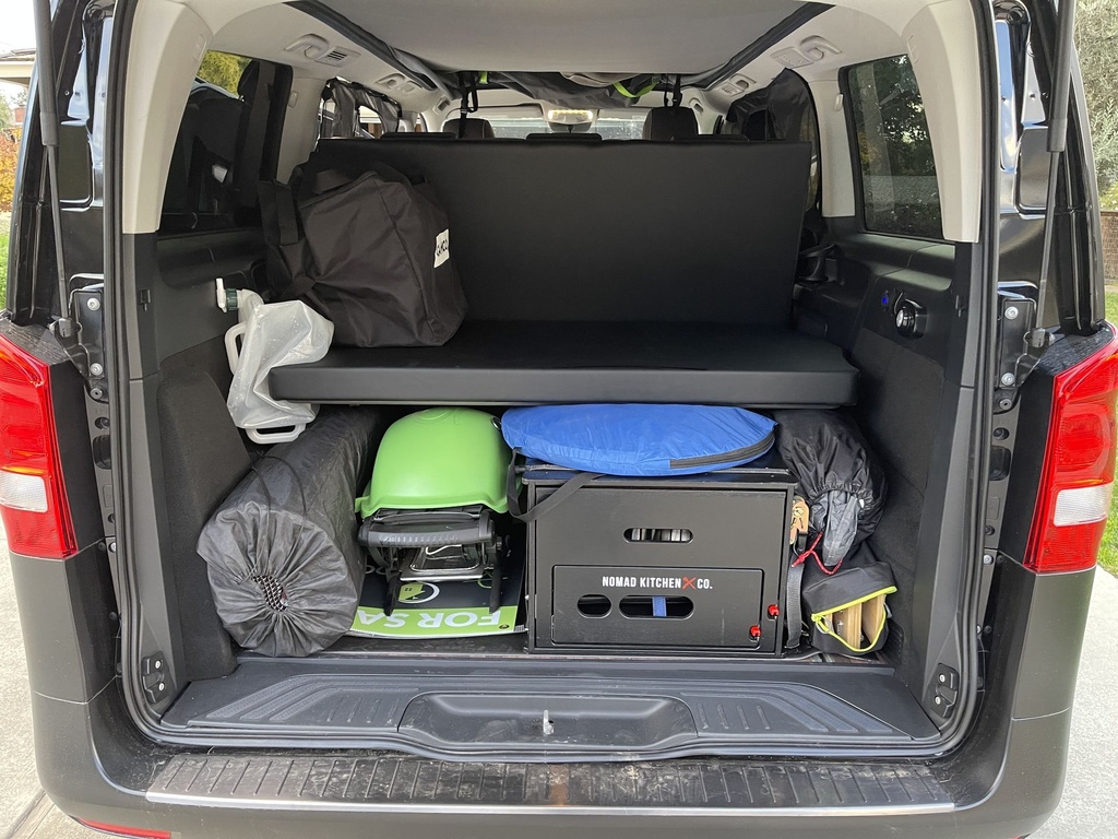 Photo 15 - 2019 Mercedes-Benz Other rental photo 17