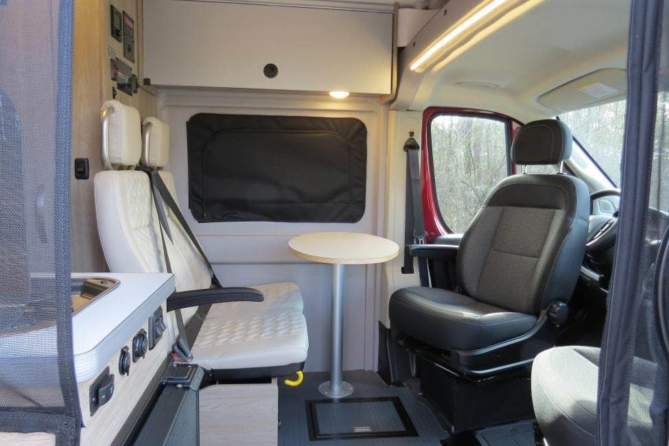 Photo 7 - 2022 Winnebago Class B Motorhome rental photo 21