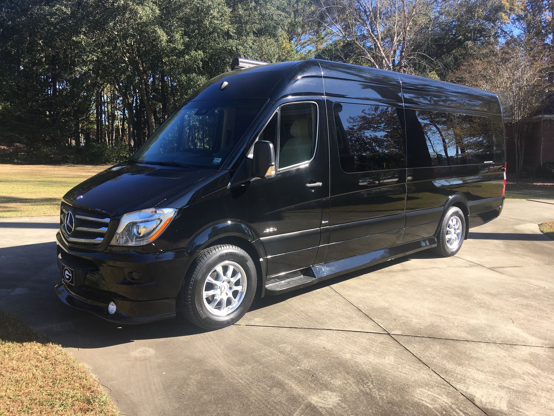 Photo 1 - 2017 Mercedes-Benz Class B Motorhome rental photo 11