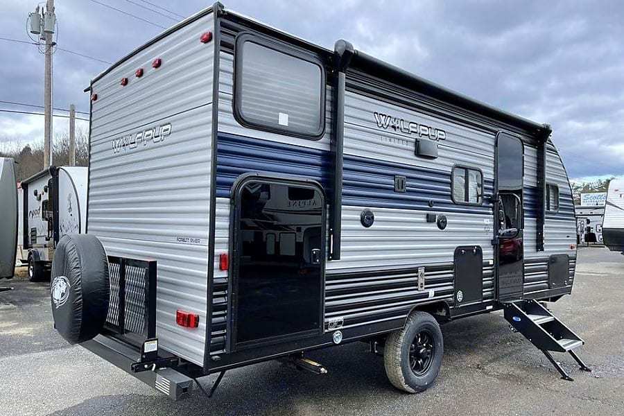 Photo 17 - 2021 Forest River Travel Trailer rental photo 19