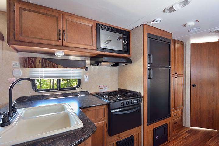 Photo 0 - 2016 Gulfstream Travel Trailer rental photo 7