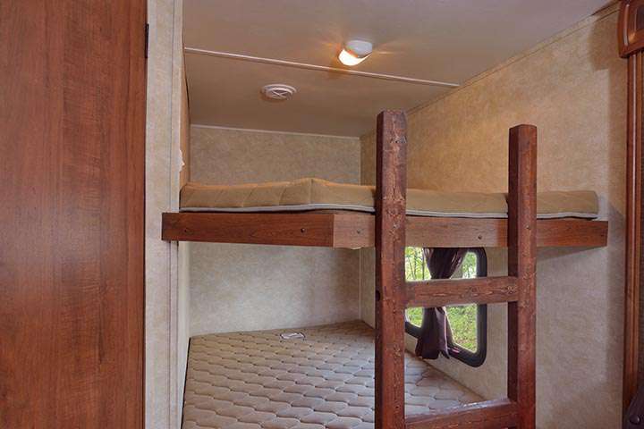 Photo 0 - 2016 Gulfstream Travel Trailer rental photo 8