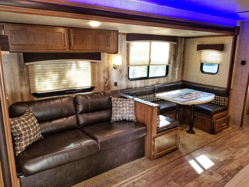 Photo 5 - 2020 Gulfstream Travel Trailer rental photo 7