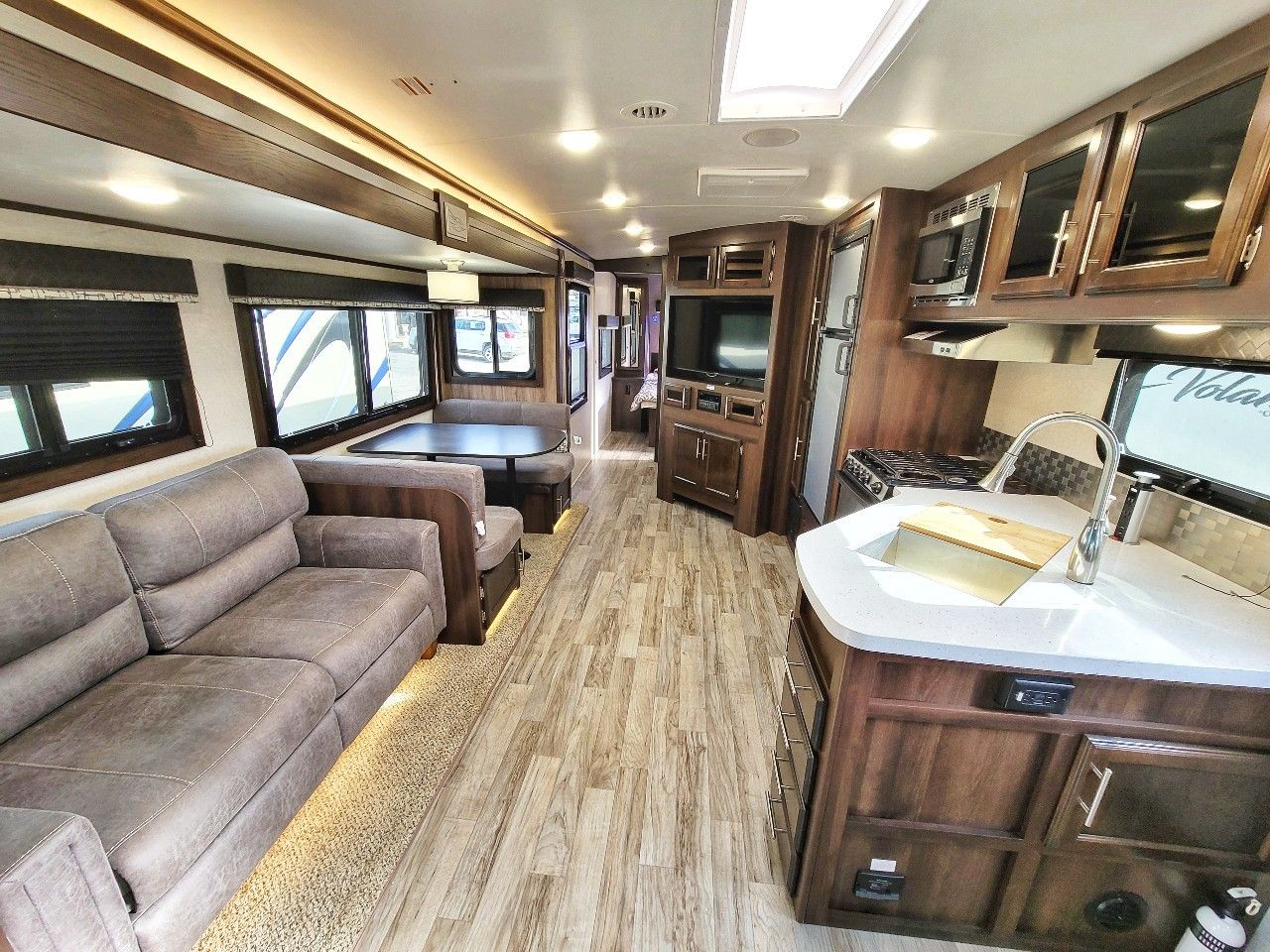 Photo 4 - 2019 Jayco Travel Trailer rental photo 6