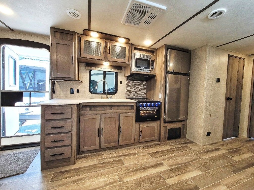 Photo 2 - 2021 Gulfstream Travel Trailer rental photo 4