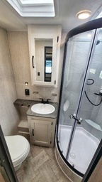 Photo 0 thumbnail 4