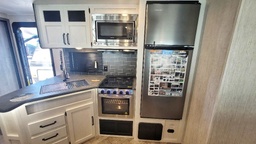 Photo 0 thumbnail 6
