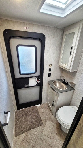 2022 Palomino Puma 32BHDB Travel Trailer for rent in San Antonio, TX