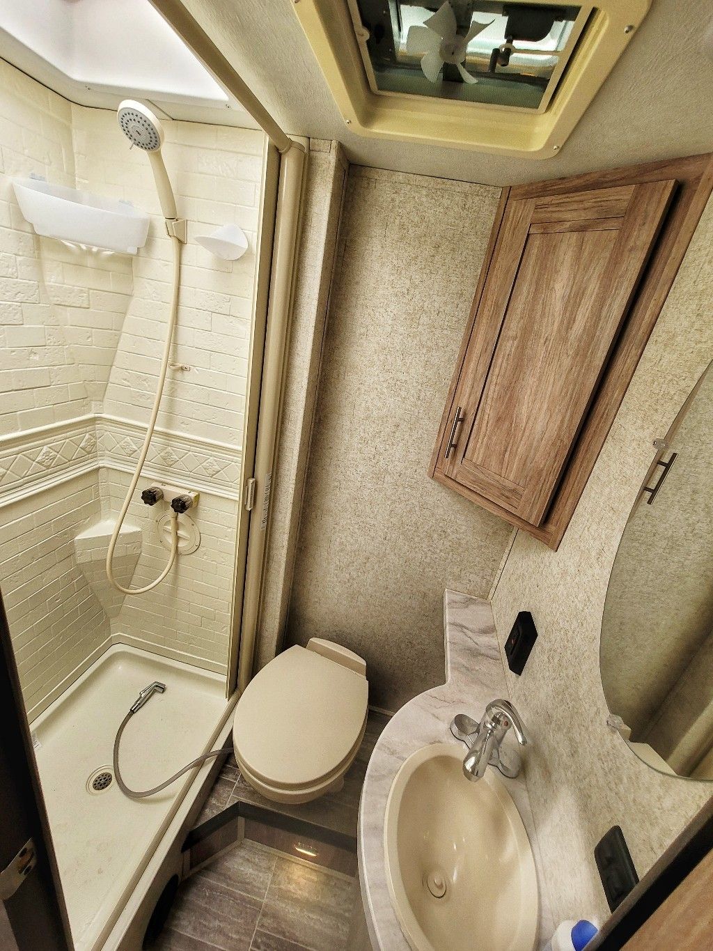 Photo 5 - 2020 Forest River Class B Motorhome rental photo 7