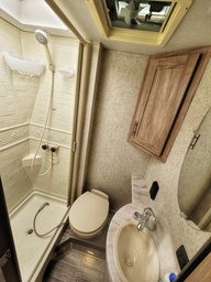 Photo 5 thumbnail 7